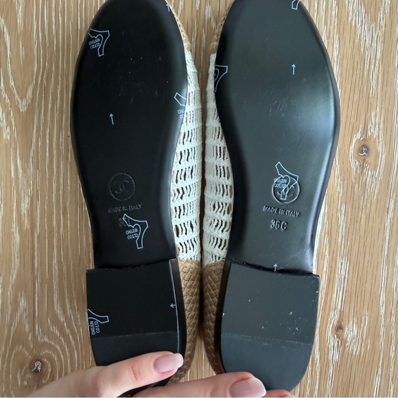 CHANEL Beige and White Crochet Logo Ballet Flats - Picture 8 of 8